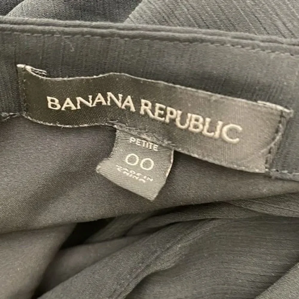 Banana Republic Black Sleeveless Layered Pleated Mini Dress 00